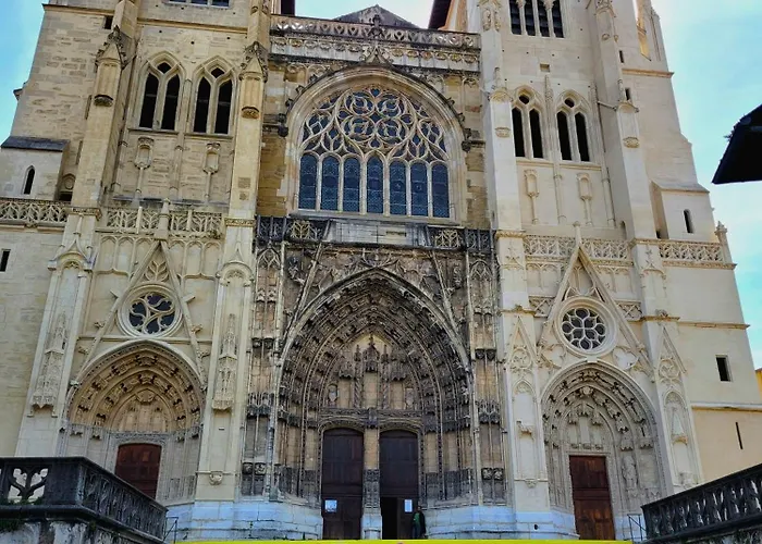 Terra Vienna Viarhona Vienne (Isere)